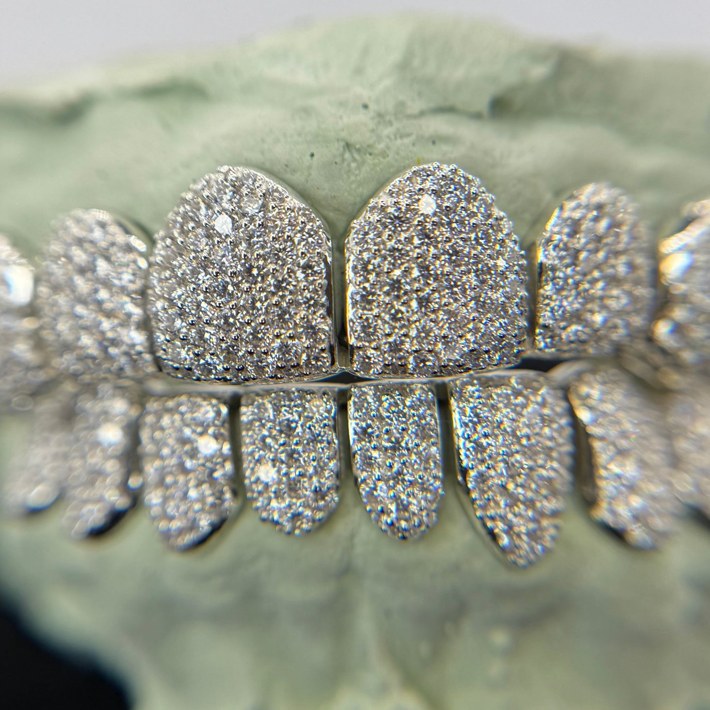 8/8 Honeycomb VVS Lab Moissanites Grillz