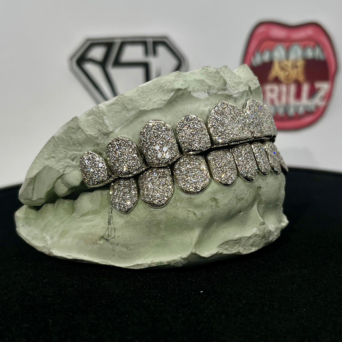 Customizable VVS Lab Grown Diamonds Grillz Honeycomb Setting